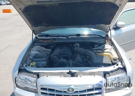 2006 Chrysler 300 из США, поврежденный, VIN 2C3LA43R86H272445